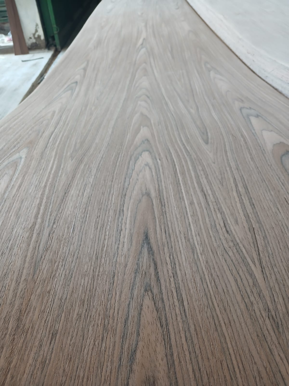 Light Walnut Crown 200 -250 Cm