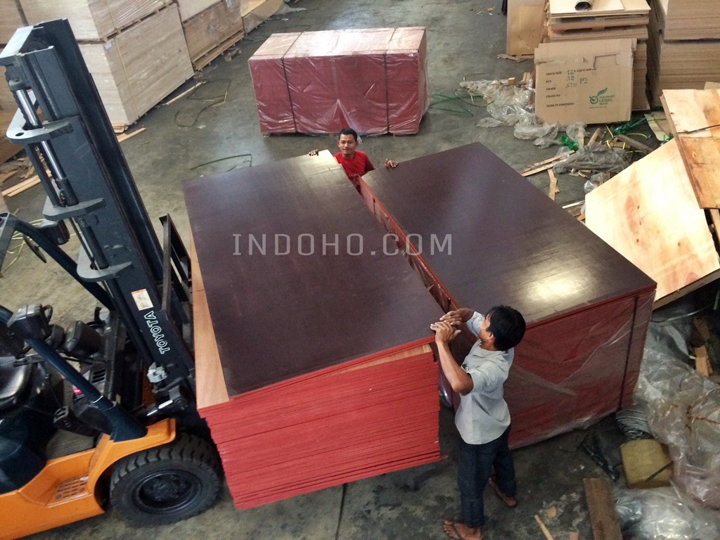 PLYWOOD PHENOLIC FILM FACE